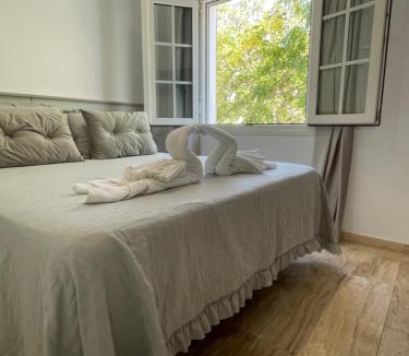 Conil de la Frontera City Center Hotel | Alojamiento Saturno 1