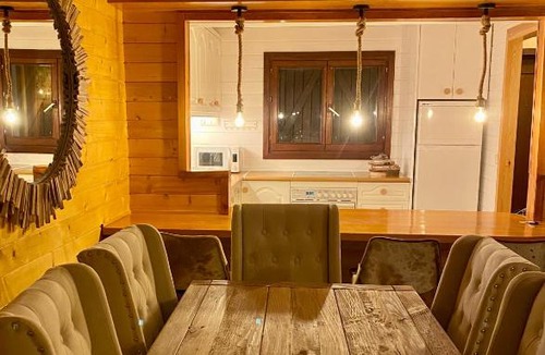 Pradollano Ski Chalet | AlquilaEasy Abetos - Preciosa cabaña con vistas a la montaña