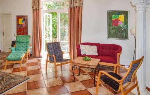 Arenas House | Amazing Home In Algarrobo