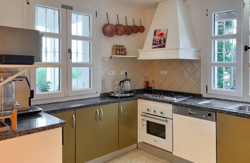 Benahavis House | Amazing home in Benahavis with private swimming pool, can be inside or outside