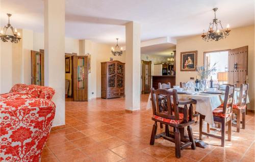 Lucena House | Amazing Home In Lucena