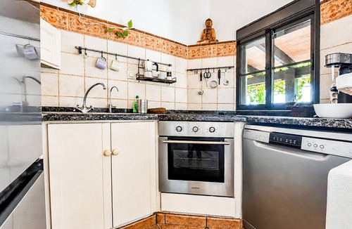 Tarifa House | Amazing home in Tarifa with WiFi