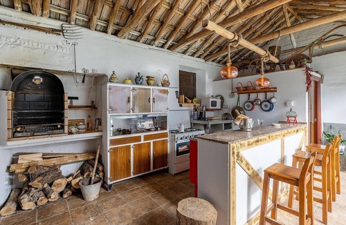 Pinos Puente House | Amazing home in Trasmulas, Granada