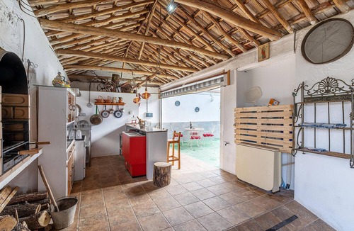 Pinos Puente House | Amazing home in Trasmulas, Granada