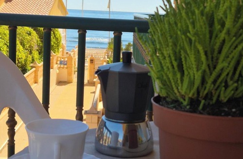Cala Panizo Apartment | Andalusia, beachfront apartment, pool, terrace, parking.