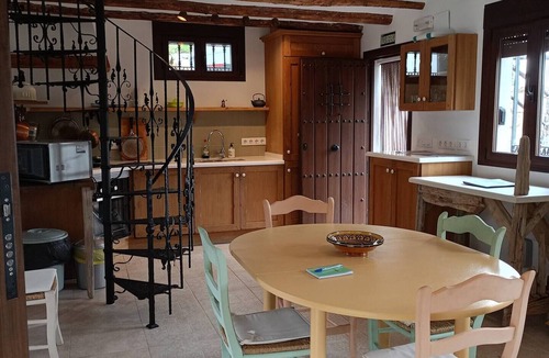 Iznajar Villa | Andalusian Villa - Family Gatherings, Group Retreats & Nature Escapes