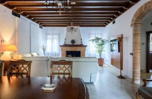 Ecija Villa | Andalusian Villa w/Pool, Garden & Barbecue