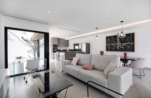 Poblado Sancti Petri Villa | Andrea Sea Villa with Private Pool, Gym & Wi-Fi