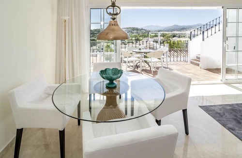 Marbella Apartment | AP116 - Casa Aloha I by Roomservices