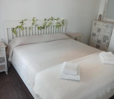 La Linea de la Concepcion Apartment | Apartamento rosales super bonito