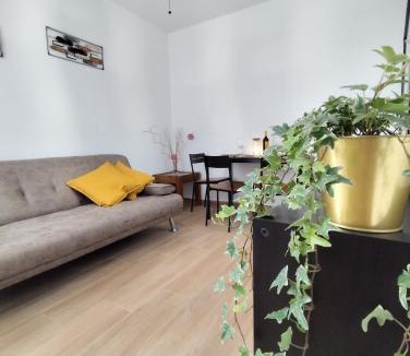 Ubrique Apartment | Apartamento Artesano Del Cuero SpaceWorking