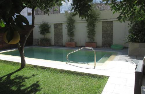Jerez de la Frontera Old Town Apartment | Apartamento Bizcocheros con piscina y jardín privado