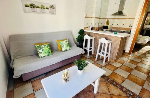 Nerja City Centre Apartment | Apartamento Cadiz Jimena by At Home Costa del Sol