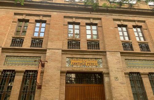 Cruz Roja-Capuchinos Apartment | Apartamento con piscina próximo al centro de 2 dormitorios