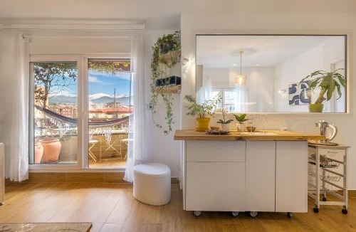 Zaidin Apartment | Apartamento Dalmases con Parking Gratis - Hermosas Vistas a Sierra Nevada