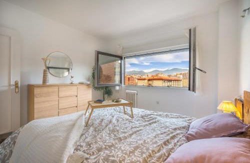 Zaidin Apartment | Apartamento Dalmases con Parking Gratis - Hermosas Vistas a Sierra Nevada