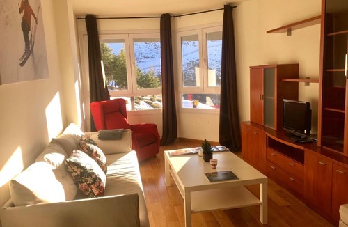 Pradollano Apartment | Apartamento Deluxe a Pie de Pista Miramar Ski