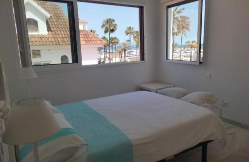 Castillo de Sabinillas Apartment | APARTAMENTO EN LA PLAYA