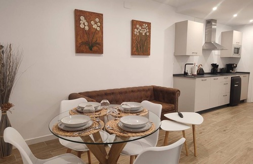 La Catedral Apartment | Apartamento en Plaza Séneca: Inés
