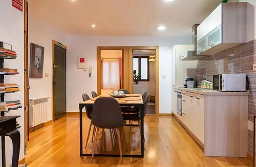 Santander Apartment | Apartamento junto al Ayuntamiento - by wehomes
