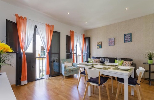Old Town Apartment | Apartamento La PALMA free parking by Cadiz4Rentals