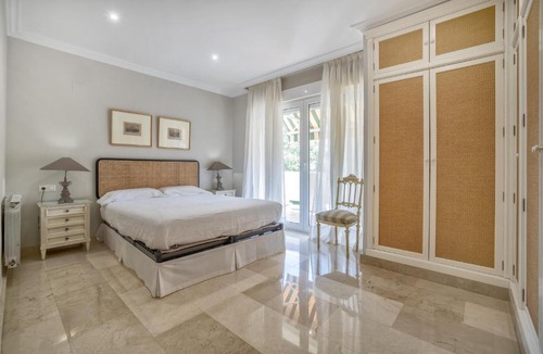Distrito Norte Sierra Apartment | Apartamento Los Tilos & Parking & Piscina