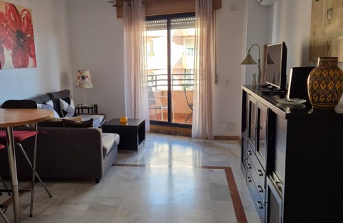 San Luis de Sabinillas Apartment | Apartamento Manilva con terraza y piscina