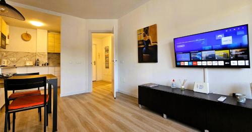La Cala del Moral Apartment | Apartamento Marion
