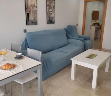 Arroyo de la Miel Apartment | Apartamento renovado en el centro de Benalmádena