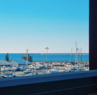 Mazagon Apartment | Apartamento rojo con vistas al mar