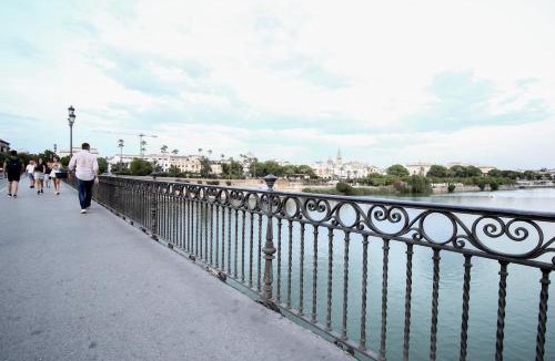 Los Remedios Apartment | Apartamento Sevilla- Los Remedios