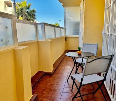 Puerto de la Duquesa Apartment | Apartamento Vacacional Sol y Mar