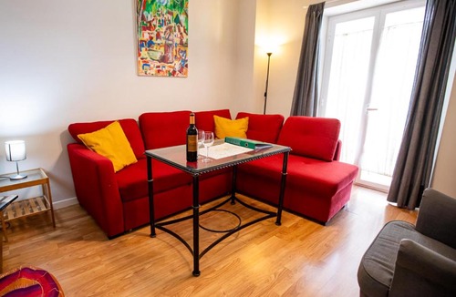 San Bernardo Apartment | Apartamentos Doña Concha