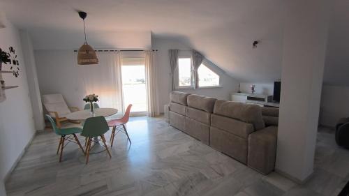 Fuengirola Apartment | Apartamentos La Casa de Bebita