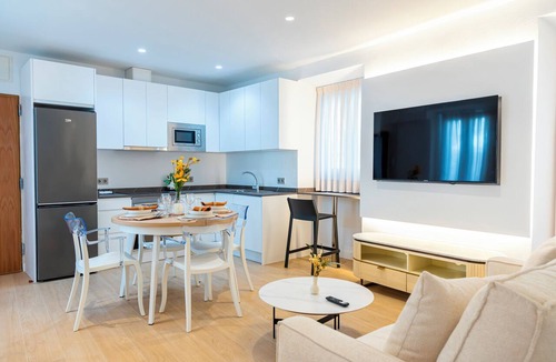 Estepona Hotel | Apartamentos Las Olas del Mar