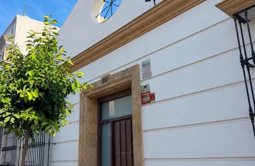 San Fernando Apartment | Apartamentos Lebrero