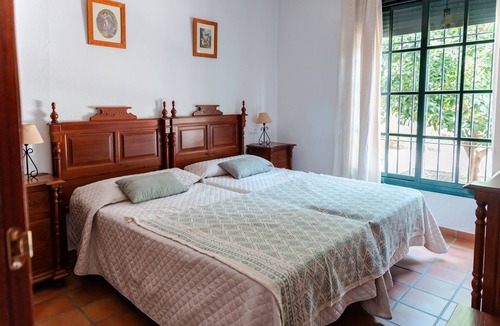 El Pedroso Hotel | Apartamentos Los Álamos de El Pedroso