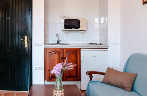 El Pedroso Hotel | Apartamentos Los Álamos de El Pedroso