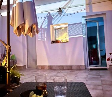 Merida Old Town Apartment | Apartamentos Ohana Mérida - Centro - Parking Gratis - Todo a Pie - Pet Friendly - Espacios Exclusivos