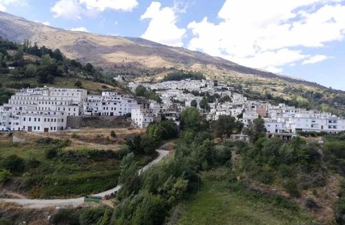 Trevelez Apartment | APARTAMENTOS SIETE LAGUNAS
