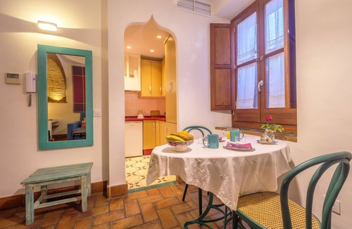 Cordoba Old City Apartment | Apartasuites Alberca Deluxe