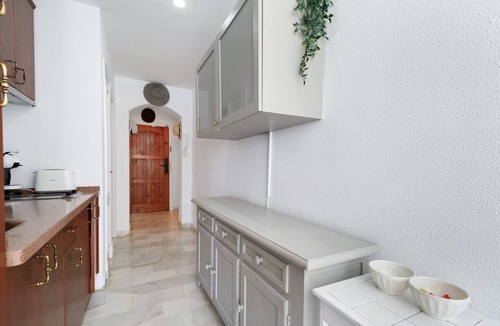 El Puerto de Santa Maria Apartment | Apartment 'Vistahermosa' with Shared Pool, Wi-Fi and Air Conditioning