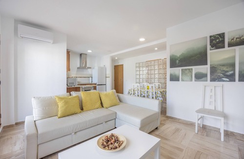 Poblado Sancti Petri Apartment | Apartment 'Brisa De La Barrosa' with Shared Pool, Private Terrace and Air Conditioning