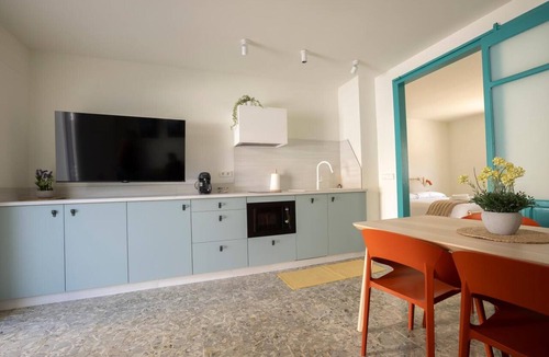 Puebla de Don Fadrique Apartment | Apartment 'Raízes 22 - 1' with Shared Pool, Wi-Fi, and Air Conditioning