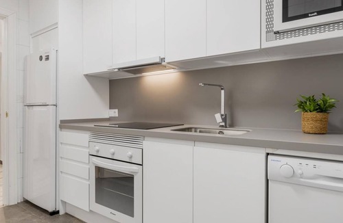 Puerto Banus Apartment | Apartment in Medina Garden for 4 people | 711