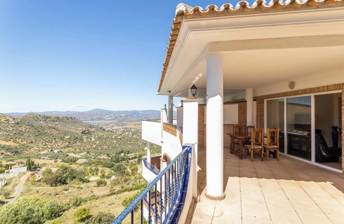 Alcaucin Apartment | Apartment Ático Alcaucín with Mountain View, Pool, W-Fi, Garden & Terrace