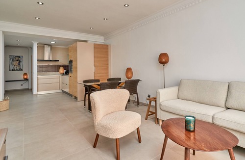 Nerja Apartment | Apartment '1st Line Burriana, Nerja' with Sea View, Wi-Fi and Air Conditioning