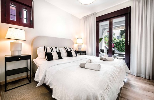 San Pedro de Alcantara Apartment | Apartment ∙ 4 bedrooms ∙ 8 guests