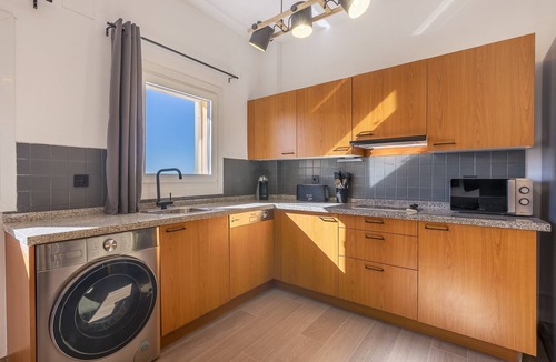 Pradollano Apartment | Apartment '42A' with Mountain Views, Private Terrace and Wi-Fi