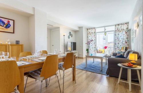Fuengirola Apartment | Apartment "Acapulco" with Pool, Terrace & Wi-Fi